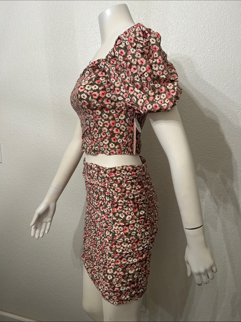 Puff-Sleeve Floral Ruched Mini Skirt - Pink Floral - Stretchy Shaping Skirt